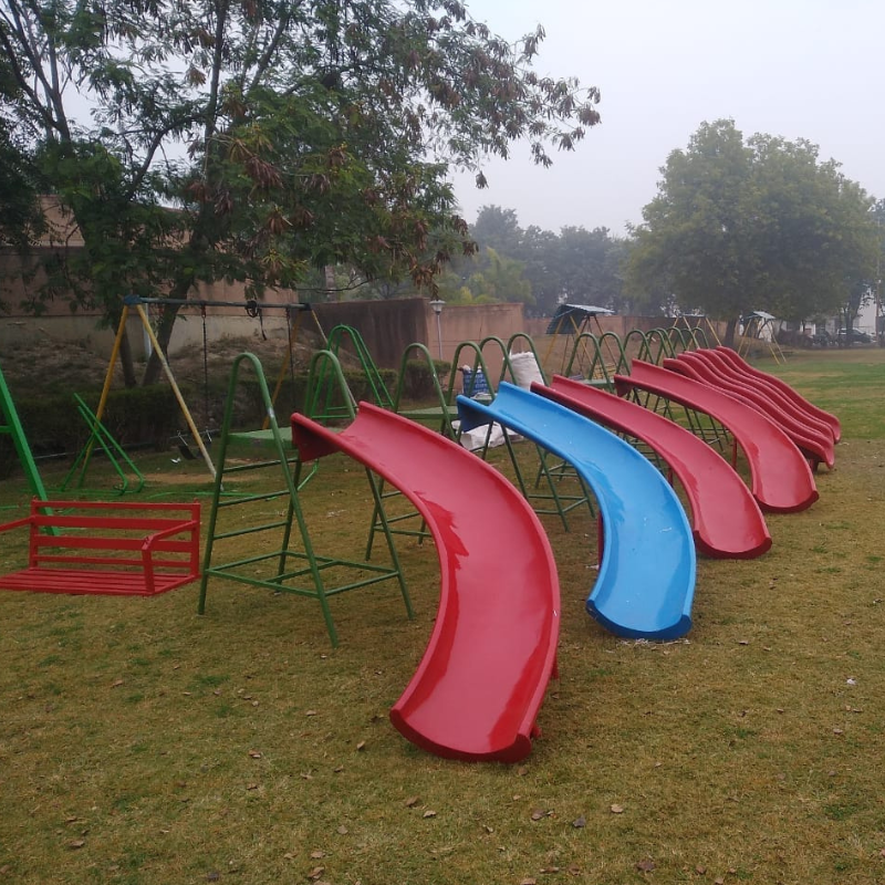 UNITED JUNIOR BEND SLIDE PARADISE